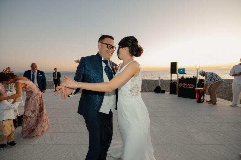 DJ para matrimonio en Santiago: precios 2026 y cómo elegir